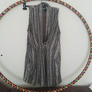 Long sleeveless shirt or mini dress